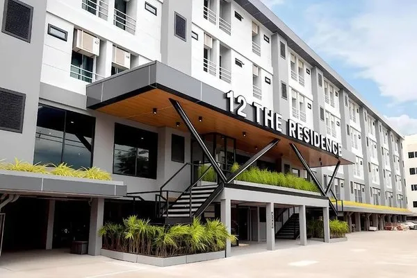 12 The Residence