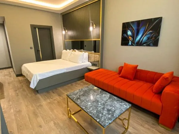 216 Ruby Suite