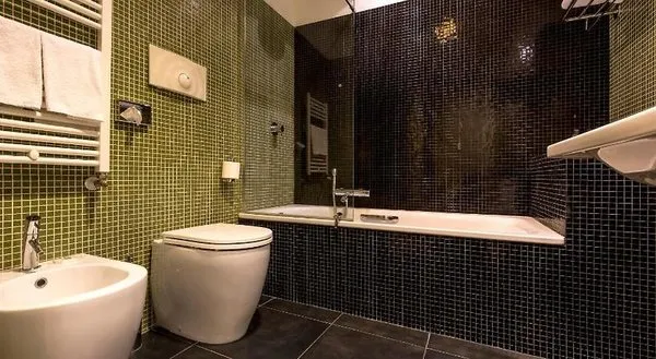 43 Station Hotel