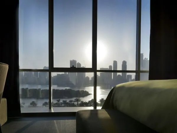 72 Hotel