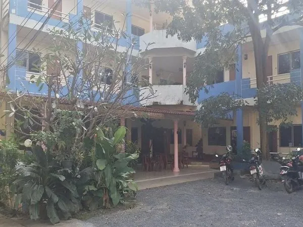 99 Inn Hotel
