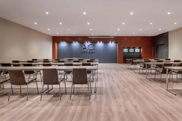 AC Hotel Sevilla Fórum