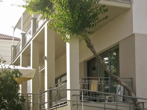 Achilles Hotel