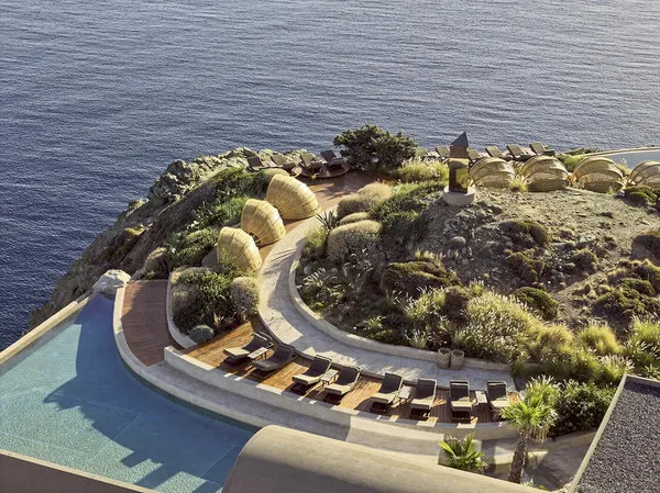 Acro Suites A Wellbeing Resort