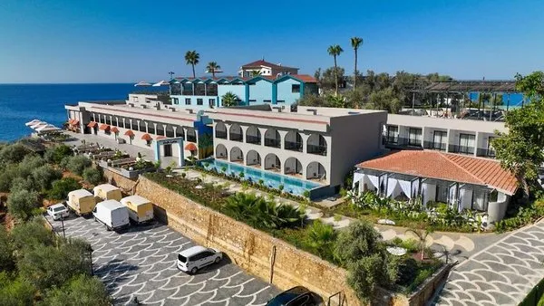 Ada Port Hotel