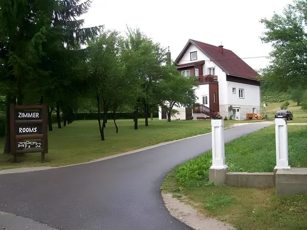 Adriana Guesthouse