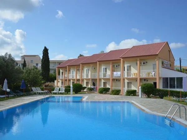 Aggelos Family Hotel