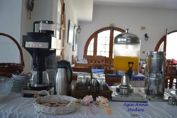 Agia Anna Living