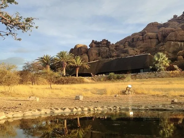 Ai Aiba - The Rock Painting Lodge