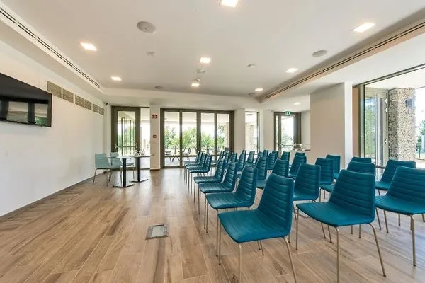 Akadémia Hotel