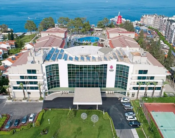 Akra Kemer
