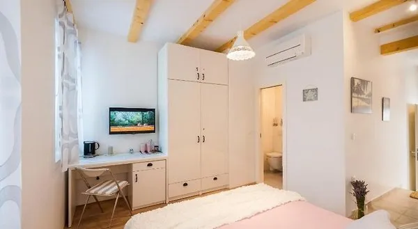 Aldo Apartments Center