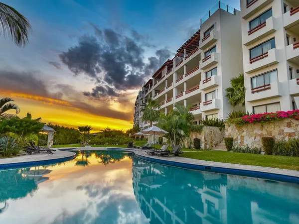 Alegranza Luxury Resort - All Master Suite