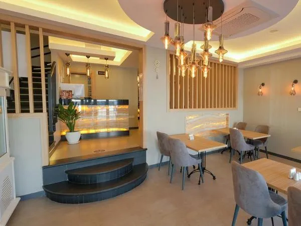 Alesta Midtown Apart Hotel