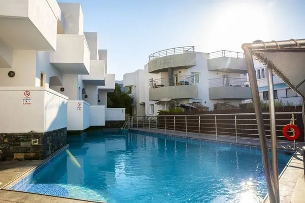 Alikes Suites & Studios