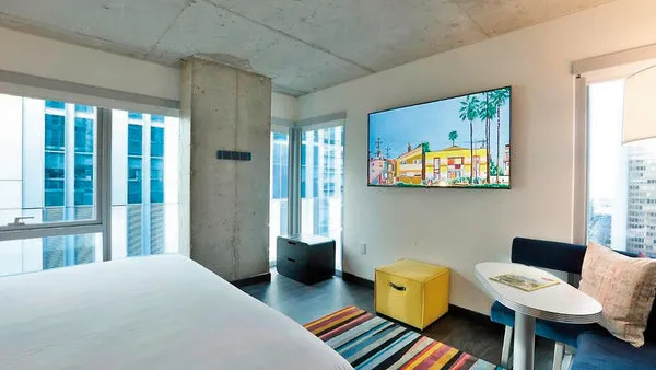 Aloft Chicago Mag Mile