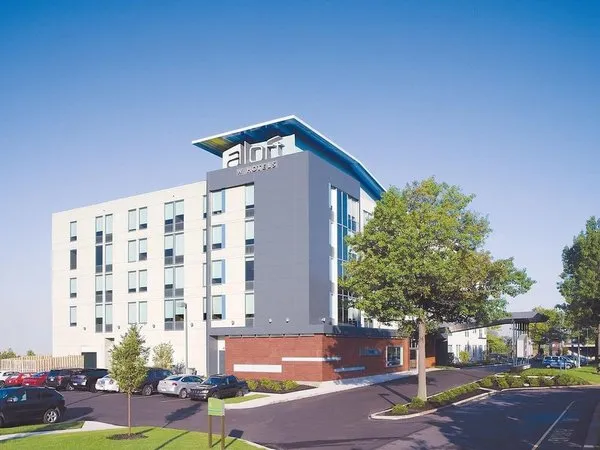 Aloft Portland Airport at Cascade Station