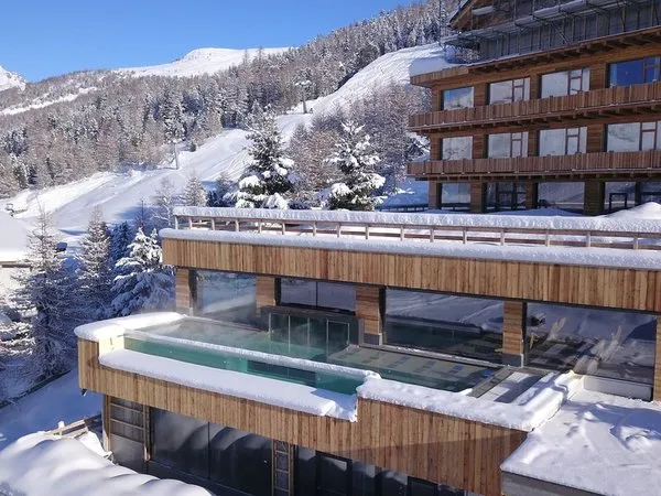 Alpen Village Hotel