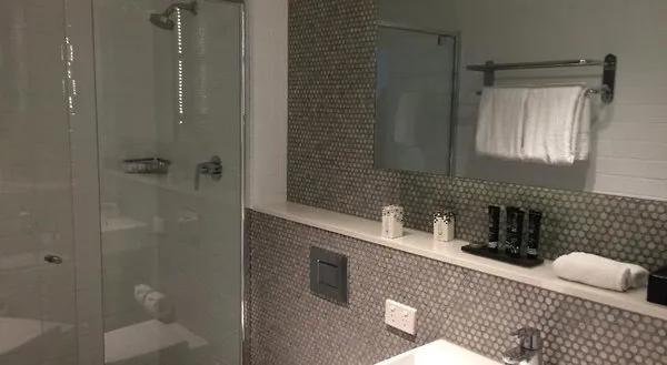 Alpha Mosaic Hotel Brisbane