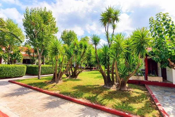 Alykes Park Bungalows & Apartments