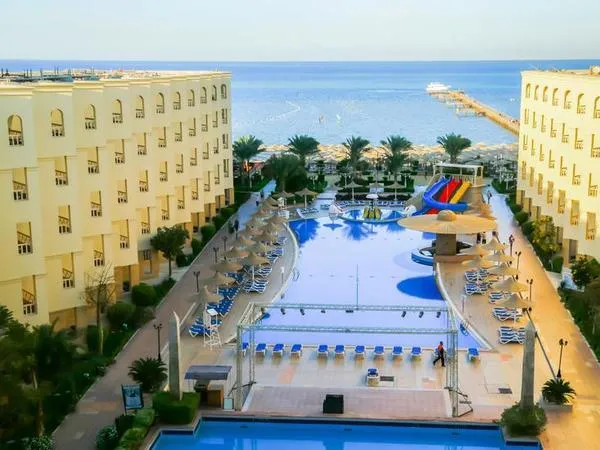 AMC Royal Hotel & Spa
