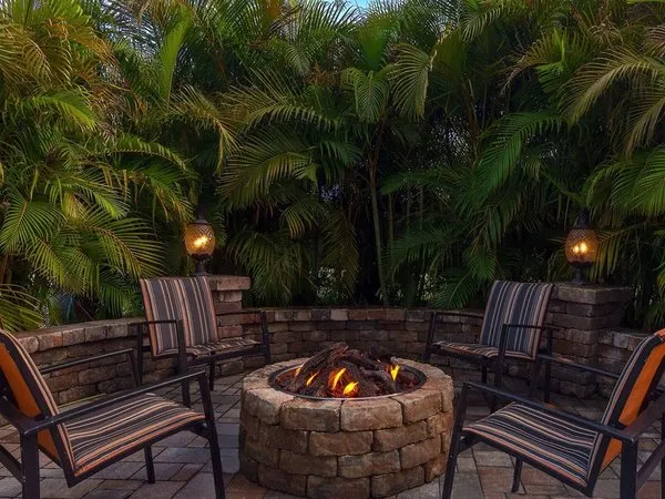 Ameniti Bay - Best Western Signature Collection
