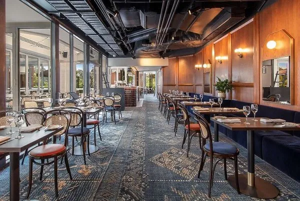 Amora Hotel Riverwalk Melbourne