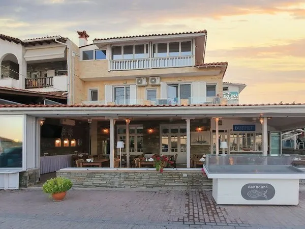 Angelina Hotel