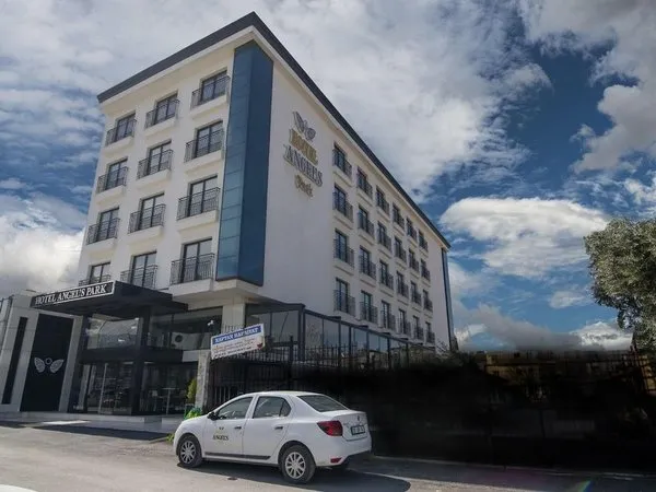 Angel's Park Hotel