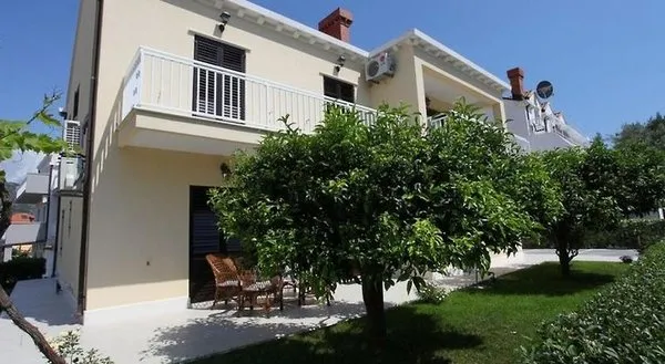 Antares Apartments