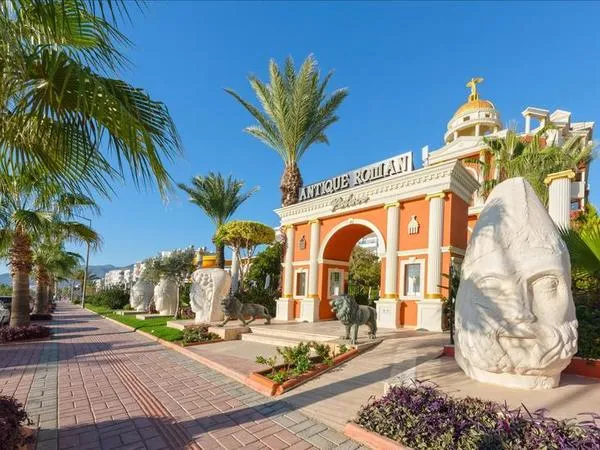 Antique Roman Palace Museum Hotel