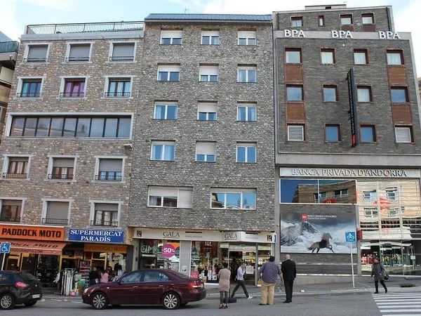 Apartamentos Cims Pas 3000