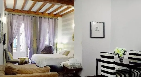 Apartamentos Duerming Casas Reales