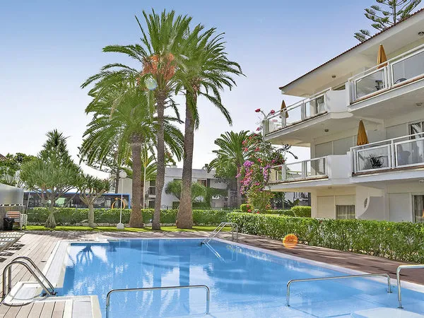 Apartamentos Montemayor