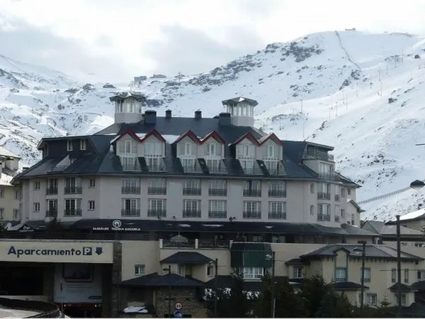 Apartamentos Sabica Nevada Plaza