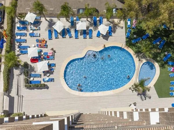 Aparthotel BCL Levante Beach