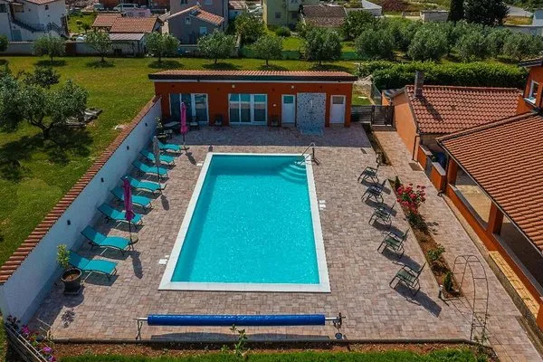 Apartments Ana
