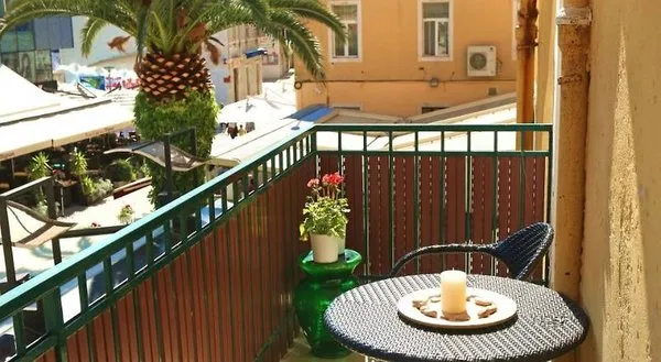 Apartments Marmont
