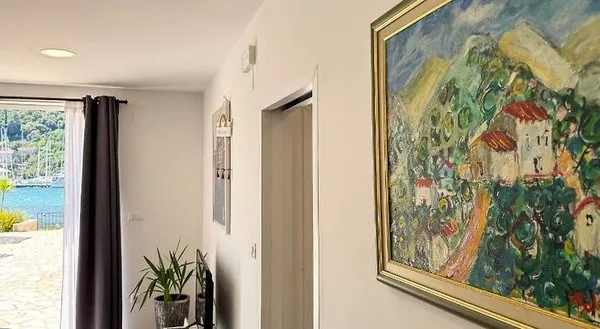 Apartments Pralas