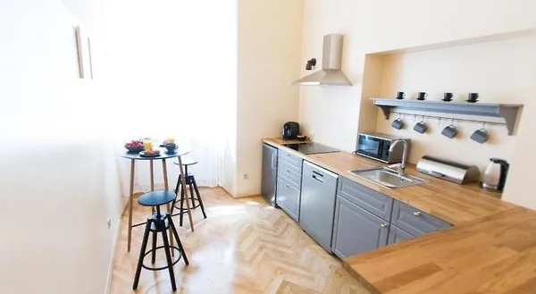 Apartments Roman