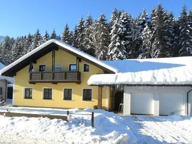 Apartments Winkler