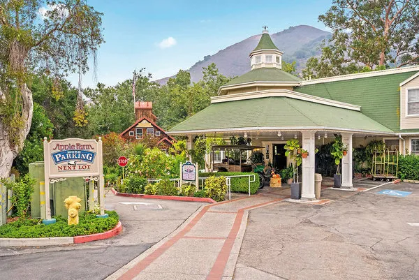 Apple Farm