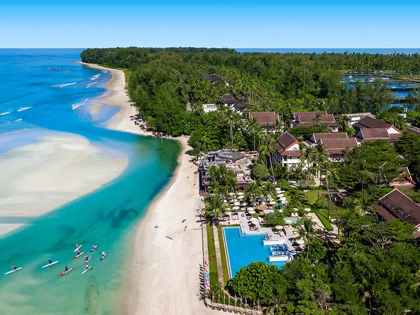 Apsara Beachfront Resort and Villa