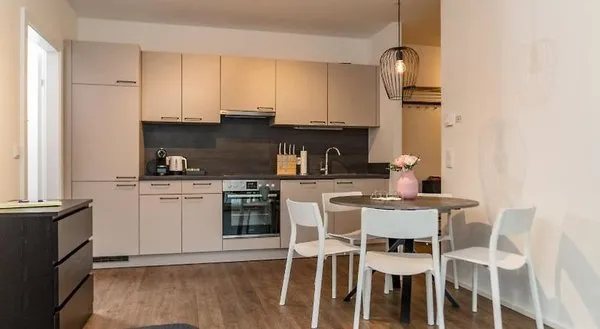 Apstay Apartments