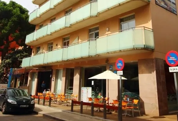 AQUA Nostre Mar Apartaments
