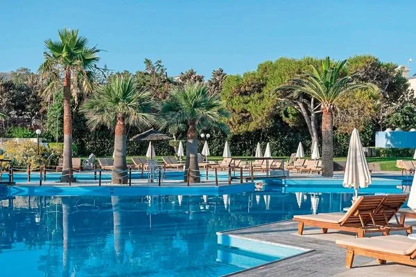 Aquila Rithymna Beach