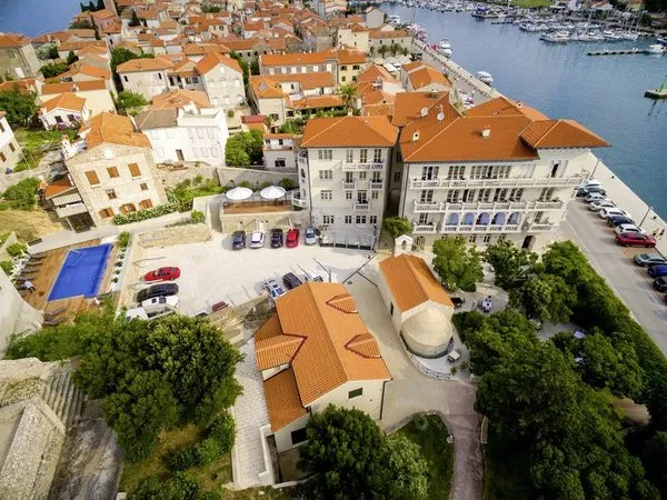 Arbiana Heritage Luxury Boutique Hotel