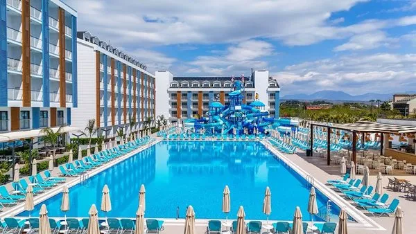 Arcanus Hotels Trendline Side