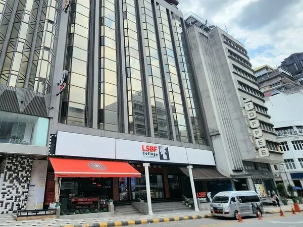 Arenaa Star Hotel