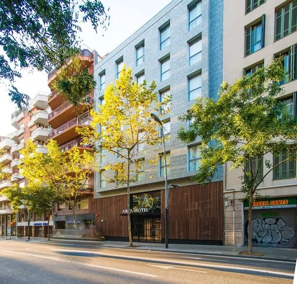 Arya Stadium Hotel
